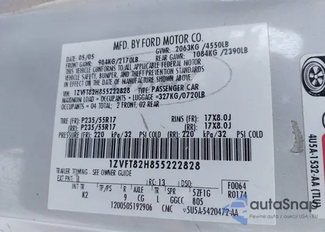 2005 Ford Mustang Gt Deluxe/Gt Premium z USA, uszkodzony, nr VIN 1ZVFT82H855222828